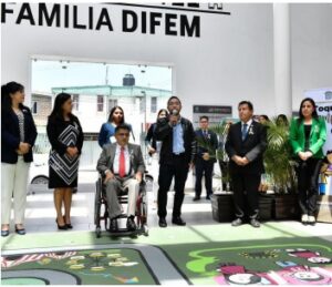 DIFEM conforma a siete familias de corazón