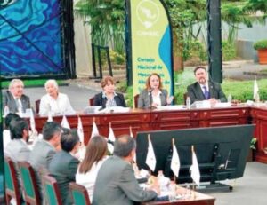 Es momento de abandonar posicionamientos propios para mirar con visión institucional: Yasmín Esquivel