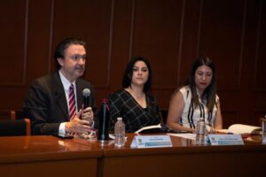 Rafael Estrada Michel y Jessica Colín Martínez, presentaron el libro “Trabajos de revisión del Código Penal: Proyecto de reformas y exposición de motivos (1903-1912)”