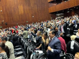 Abriremos juicio contra jueces que frenaron discusión sobre reforma: Morena
