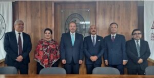 Víctor Humberto Benítez buscará la presidencia del Colegio de Notarios del Edomex