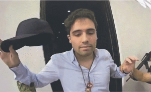 Ovidio Guzmán se declara culpable y se vuelve testigo colaborador